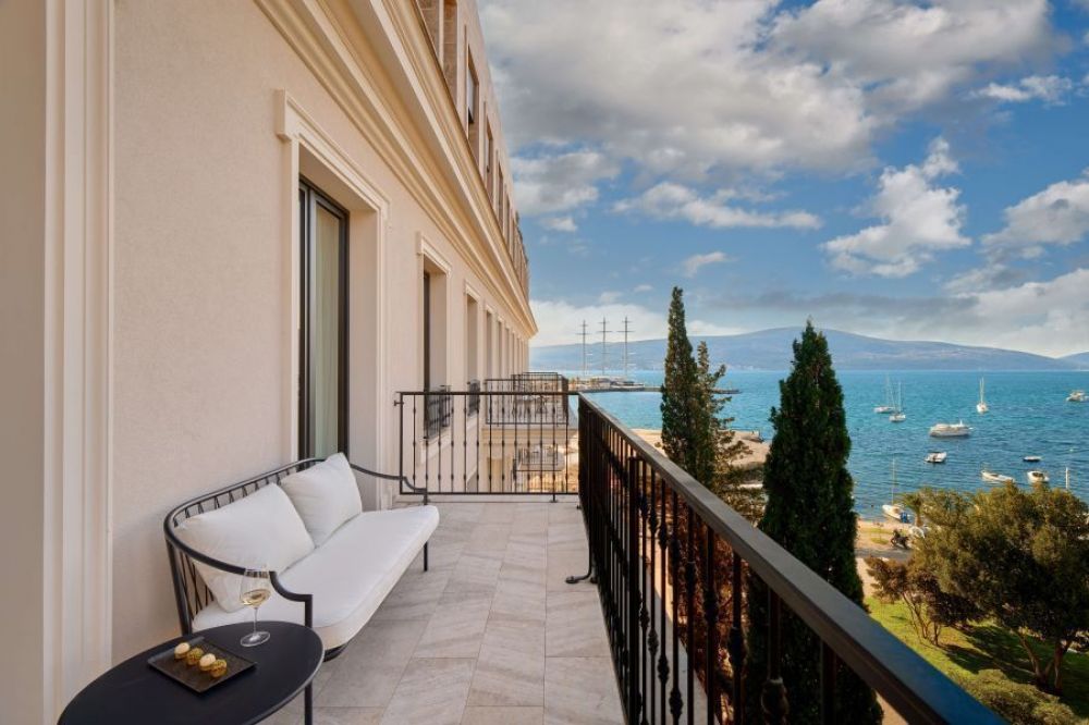 Premium Verdant Suite 2 Bedroom Partial Sea View, Porto Palace 5*