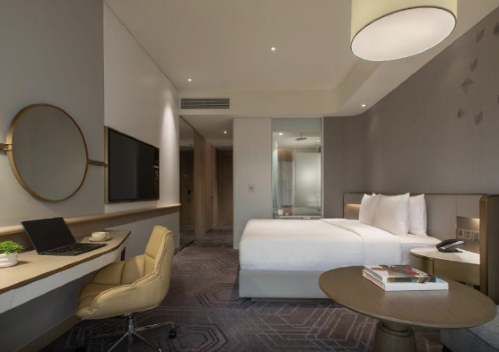 Standard Room/ Club, Crowne Plaza Kuala Lumpur City Centre 5*