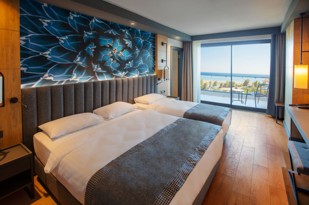 Senior LV/ SV, Alarcha Hotel & Resort 5*