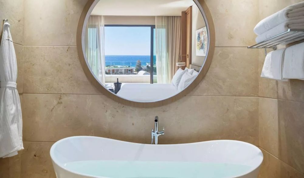 Cap Superior Room, Cap St Georges Hotel & Resort 5*