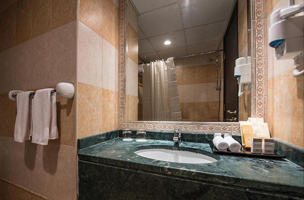 Studio Apartments, Sunday Mega Hotel Sheikh Zayed Road (ex. Emirates Grand Hotel) 4*