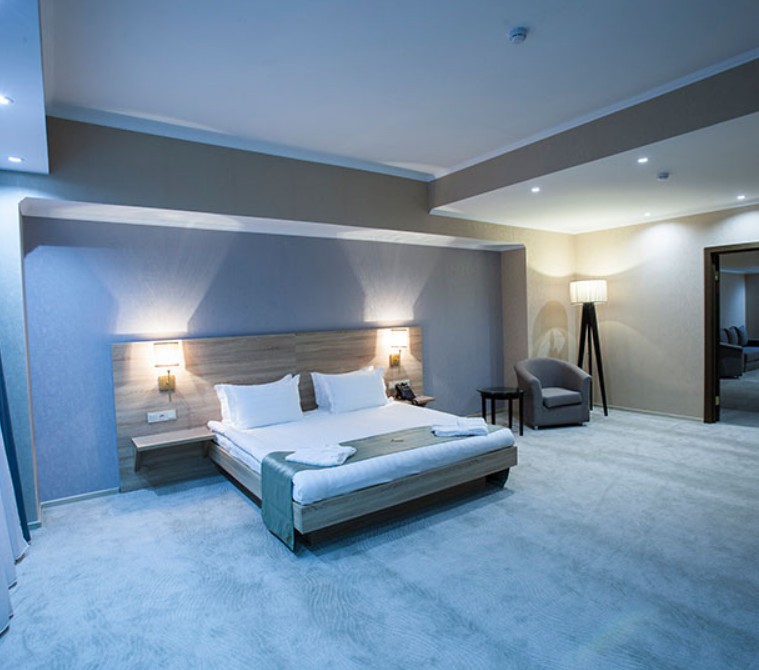 Люкс Улучшенный, Renion Park 4*