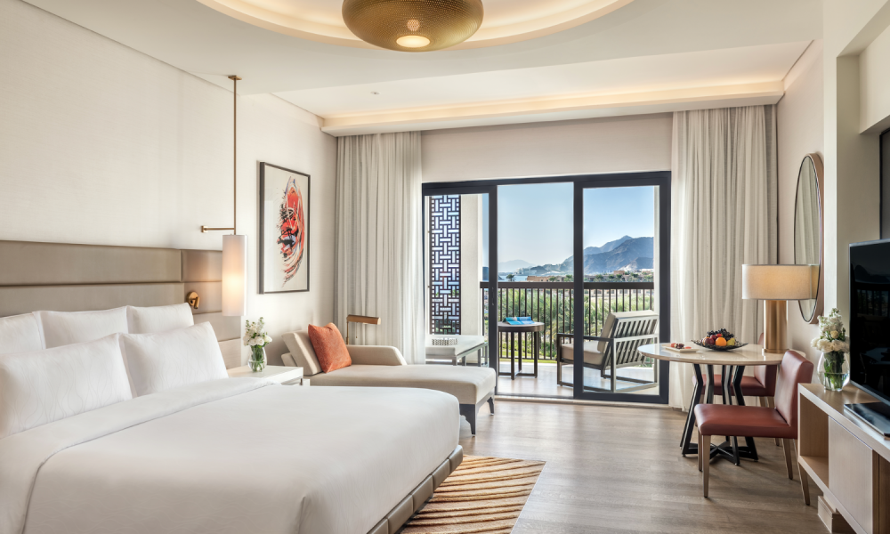 Deluxe Ocean View Room, Intercontinental Fujairah Resort 5*