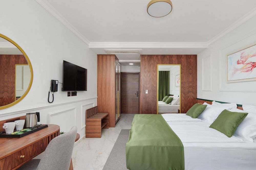 Standard with extra bed, Diplomat 4*