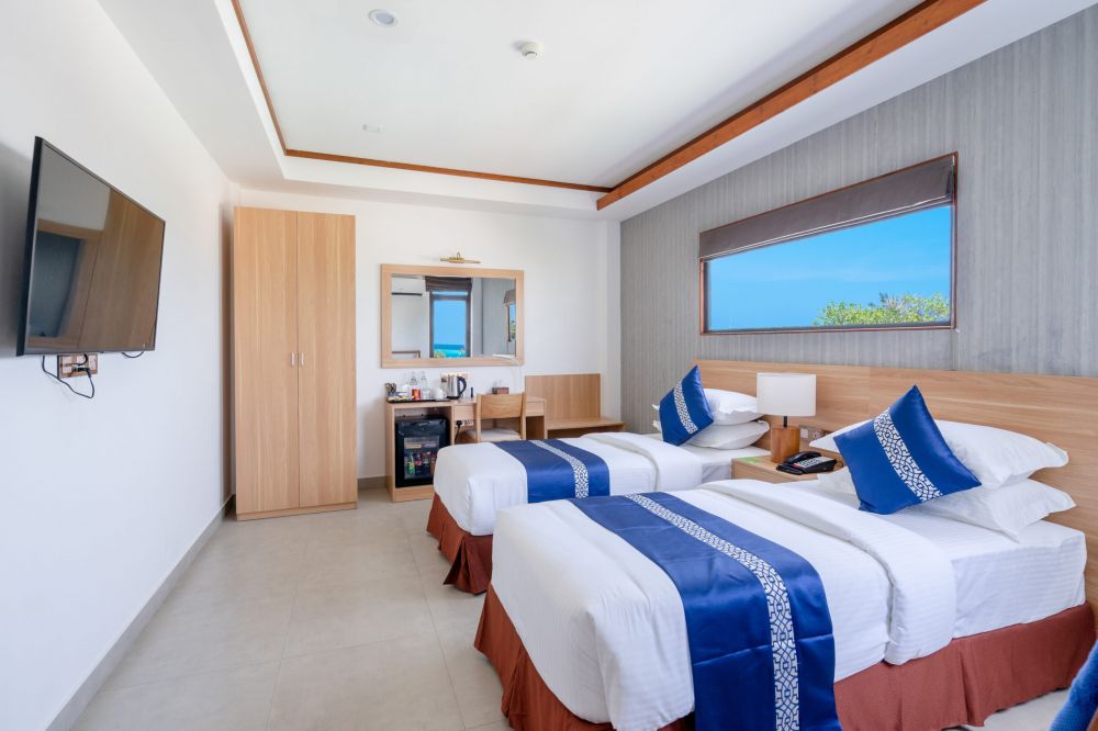 Deluxe Room, Ayala Ocean View 2*