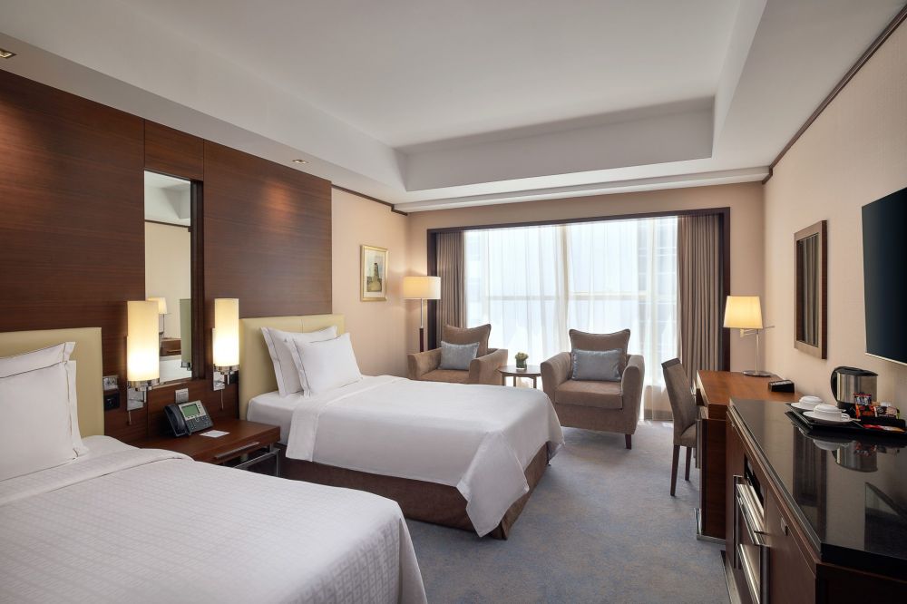 Superior Room, Grand Millennium Dubai 5*