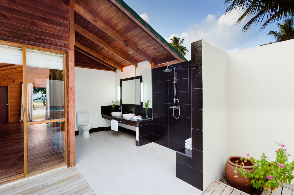 Jacuzzi Beach Villa (Age 18+), Meeru Island Resort 4*