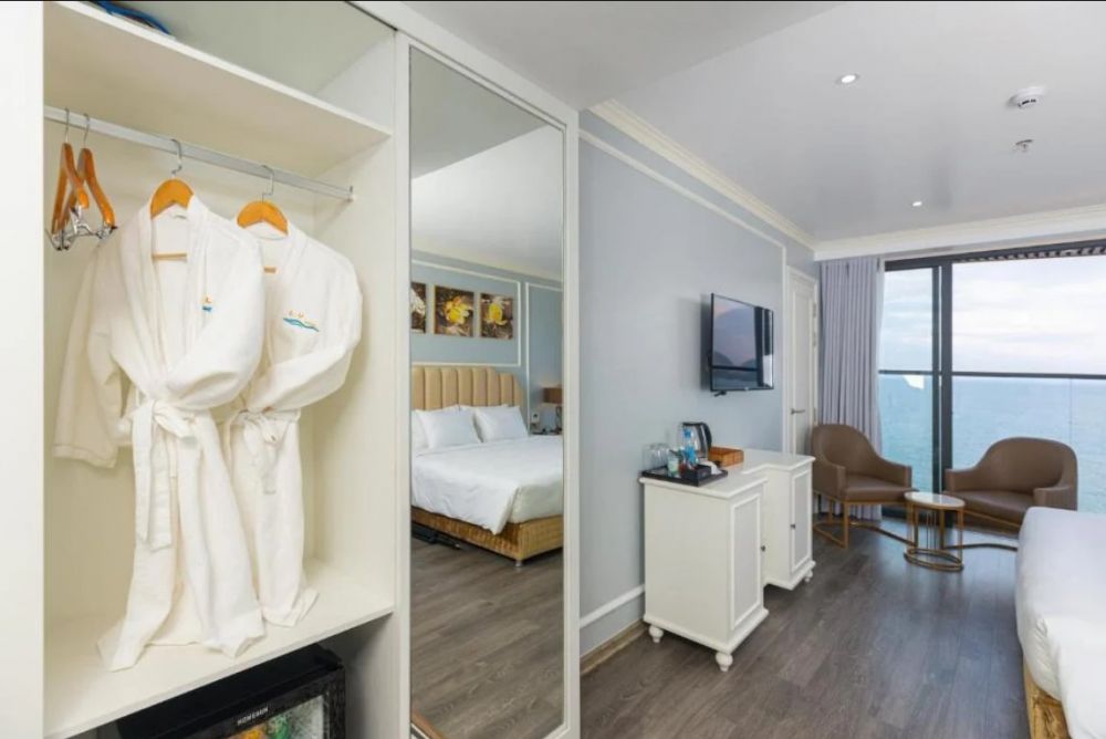 Family OV/Connecting, La Vague Hotel 3*