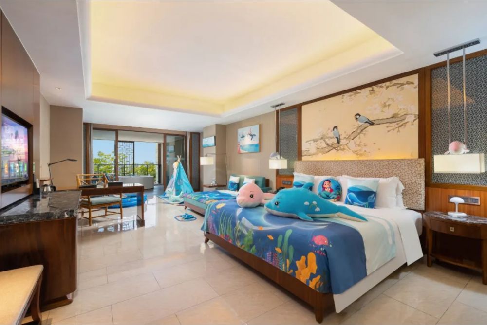 Family Anime Theme Room, Four Seasons Ocean Courtyard 4*
