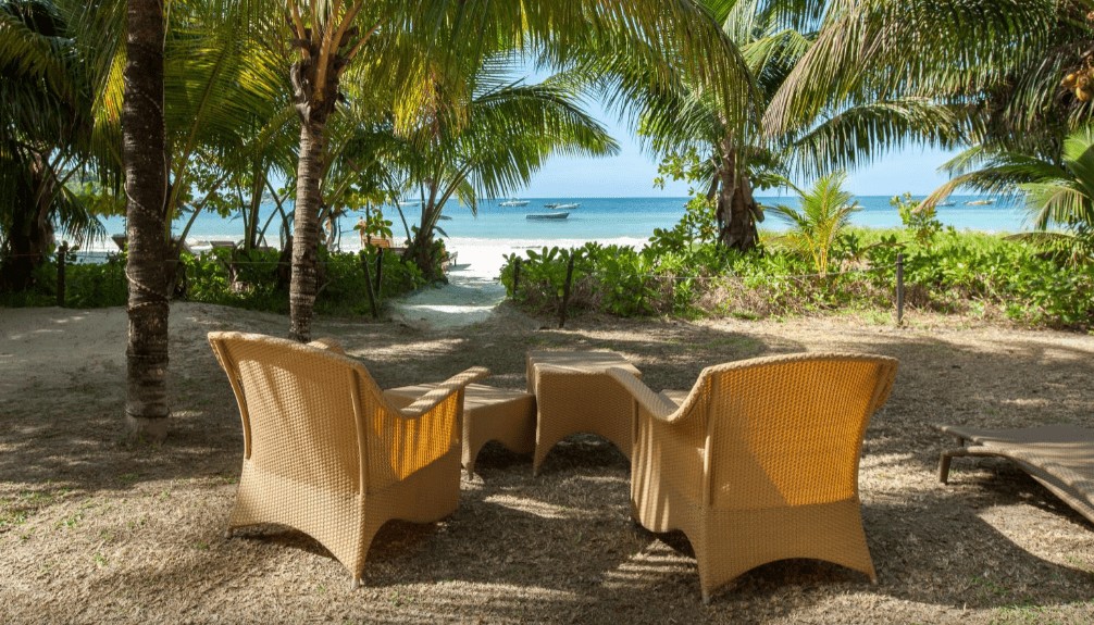 Beachfront Deluxe Rooms with Beach Access, Village du Pecheur 4*