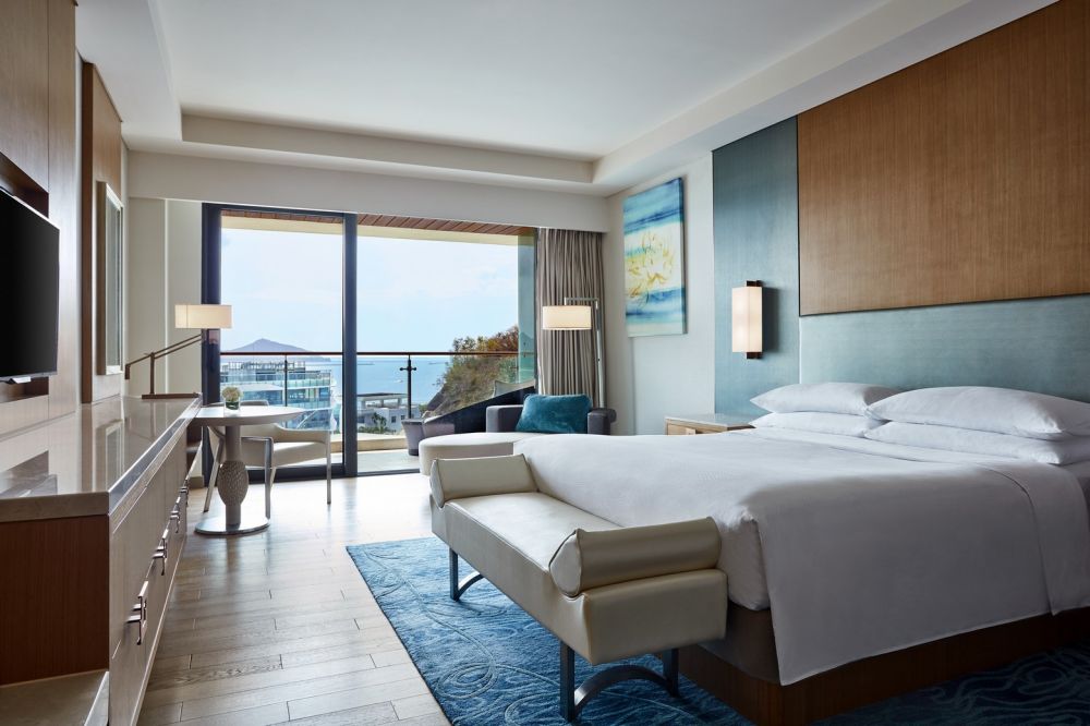 Deluxe Ocean View Room KING BED, JW Marriott Hotel Sanya Dadonghai Bay (ex. Sanya Marriott) 5*