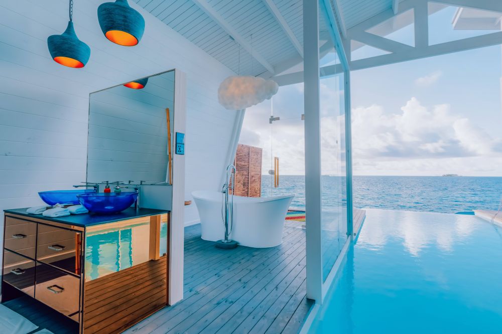 Family Odi Water Villa with Private Pool & Slide, Oaga Art Resort 5*