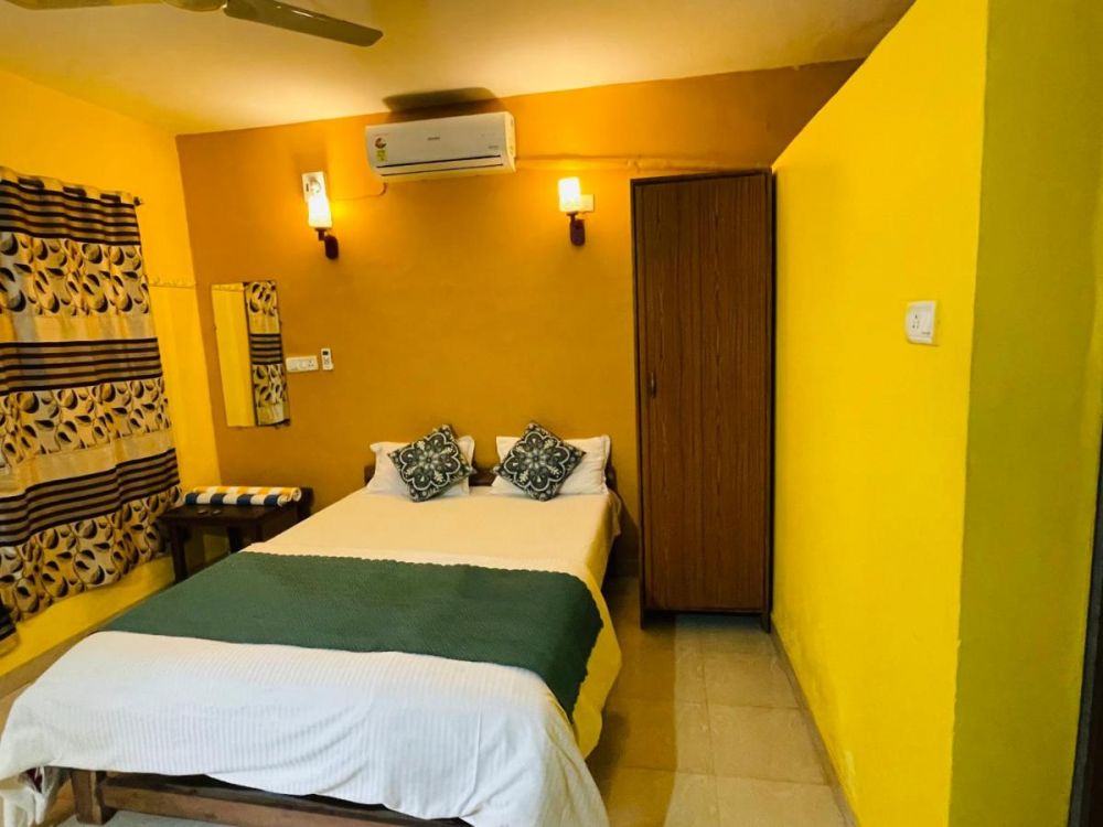 Standard Non AC/with AC, Samantha Inn 1*