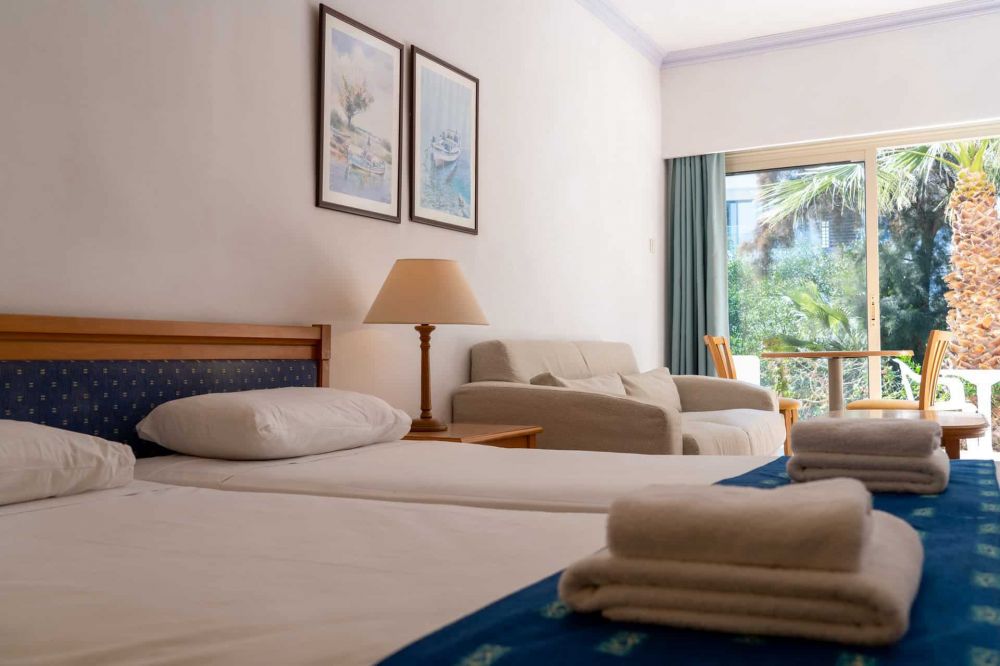 One-Bedroom Apartment, Paphos Gardens Hotel 3*