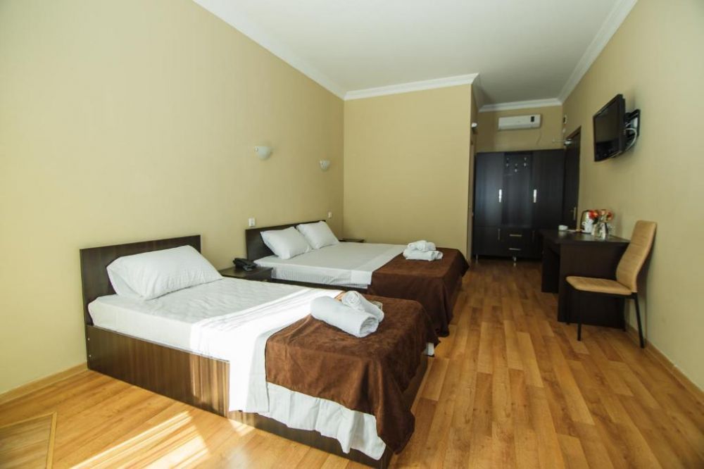 Standard DBL/TRPL, Egrisi 3*
