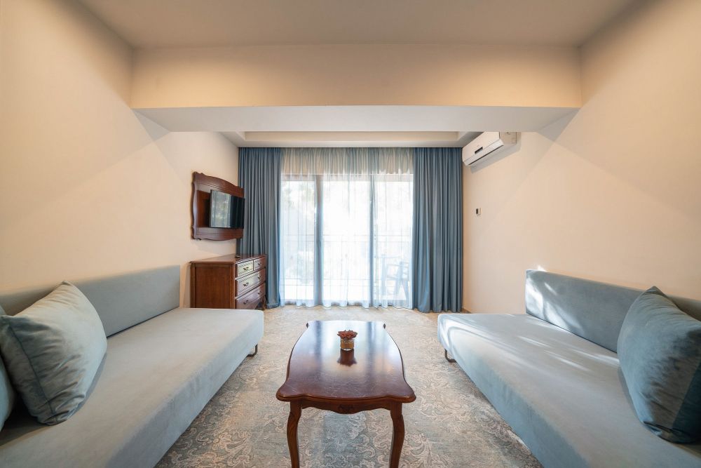 Family Room, Grifid Bolero 4*