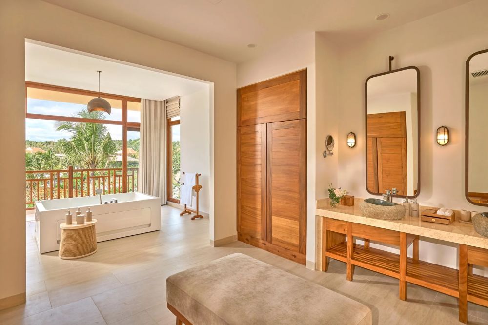 1 Bedroom Lagoon Suite, Ana Mandara Cam Ranh Resort 5*