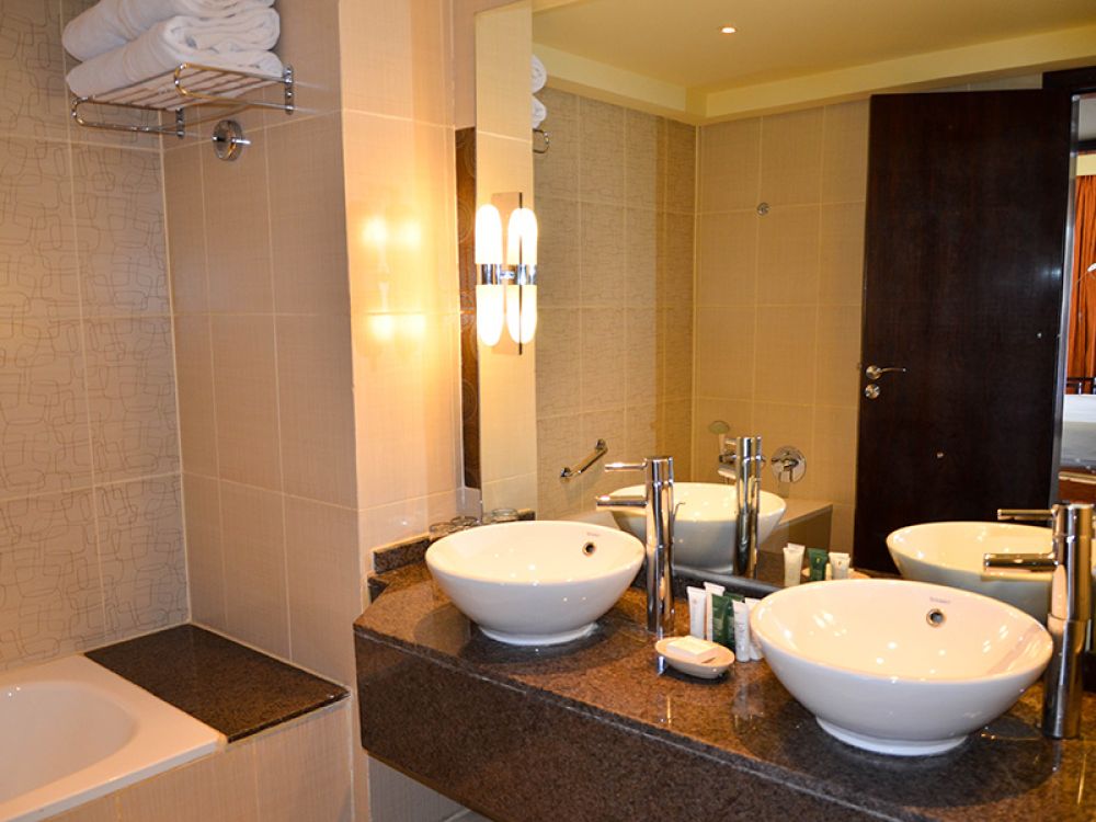 Mountainside Diamond Suite Pool view (ex.Diamond Pool View Suite), Doubletree By Hilton Sharm Bay Resort Mountain Side 4*