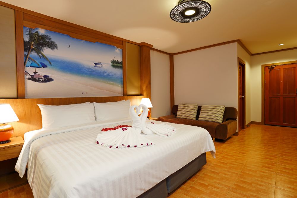 Deluxe Lagoon Room, Chabana Resort 4*