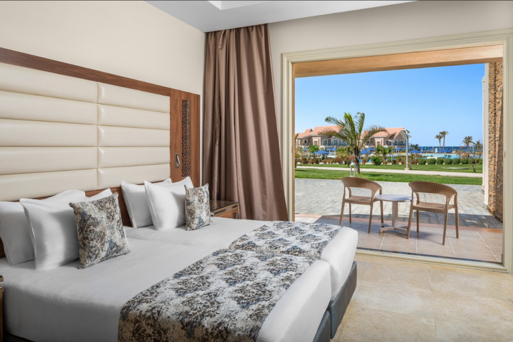 Family PV/SV/Beach Front, Albatros Sea World Marsa Alam 5*