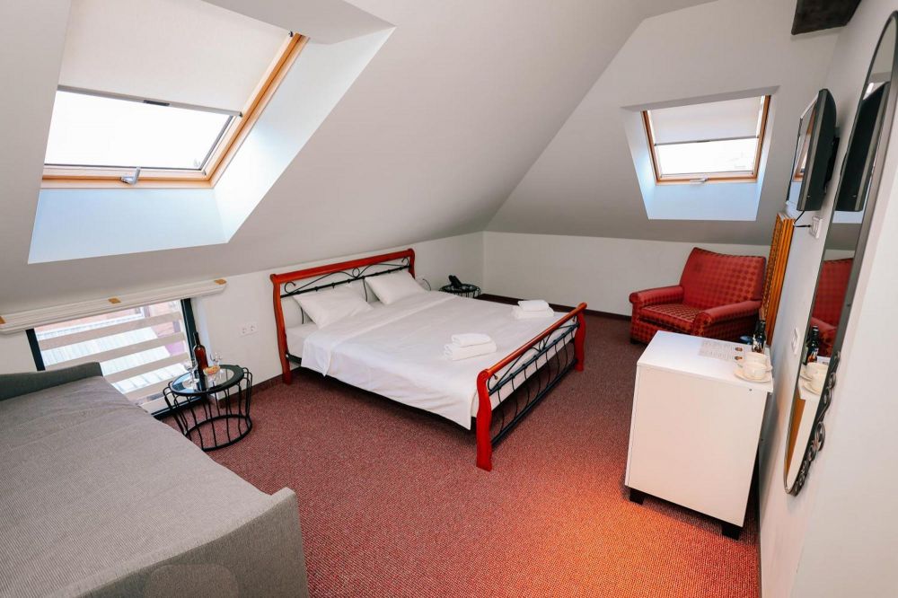 Standard Triple Room, Magnolia Tbilisi 4*
