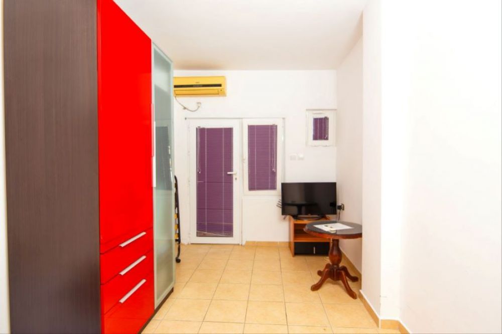 APP 02+1, Violet Economy Guest House 2*