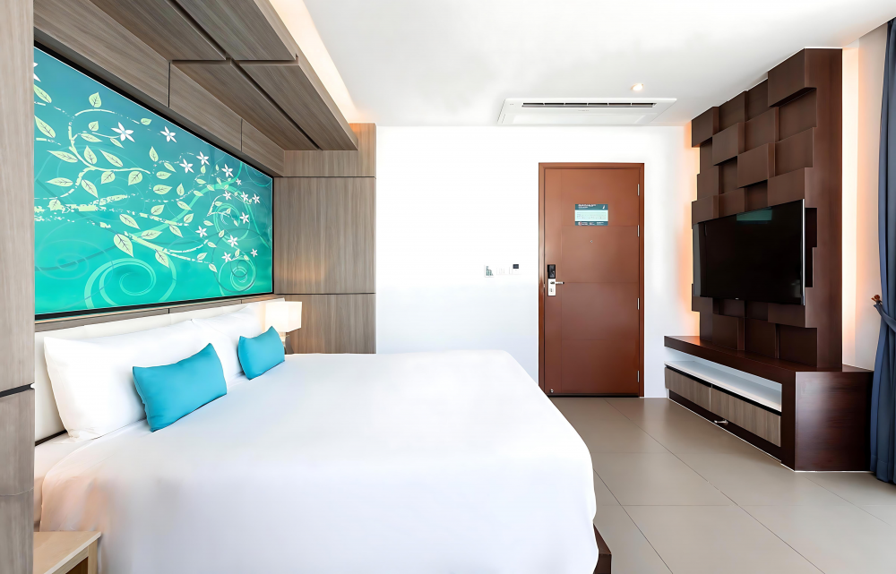 Premium Deluxe, The Marina Phuket Hotel 4*