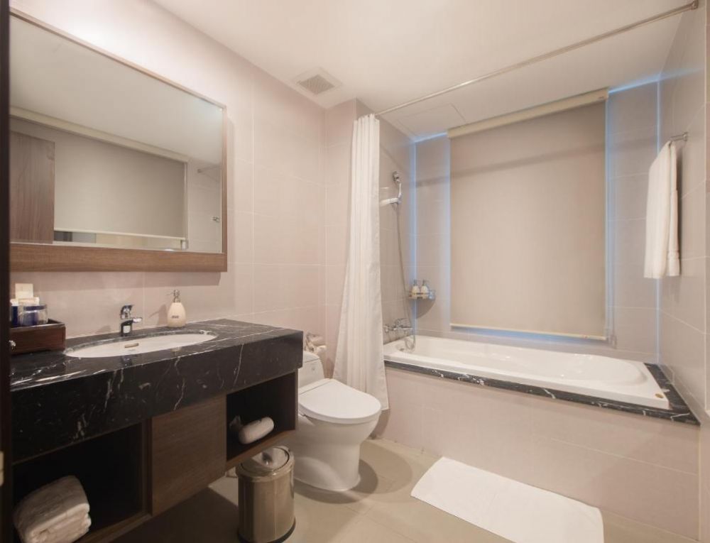 Aston Suite Ocean View  (Daphovina Suite), Daphovina Hotel (ex.Aston Nha Trang City Hotel) 4*