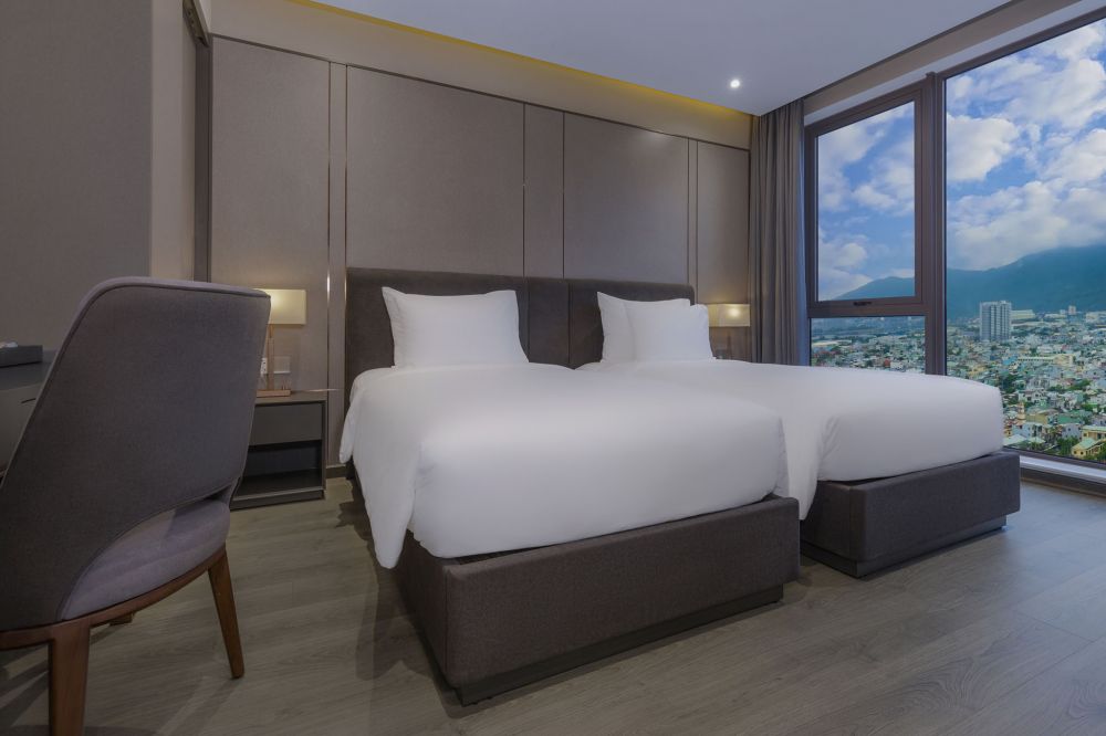 3 Bedroom Residence Ocean Front, Le Sands Oceanfront Da Nang 4*