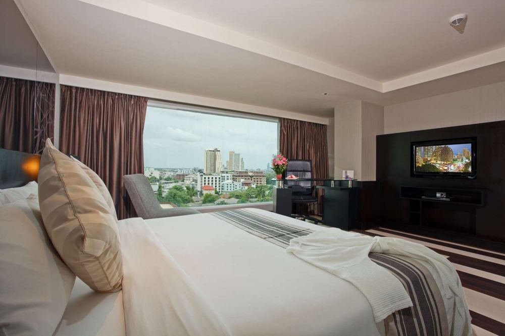 Deluxe Room, The Mandison Bangkok (ex.Golden Tulip Mandison) 4*