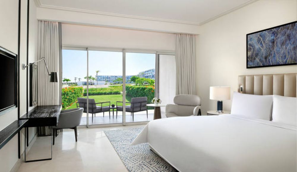 Deluxe Room Marassi View/ Garden Access/ Garden View, Address Beach Resort Marassi 5*