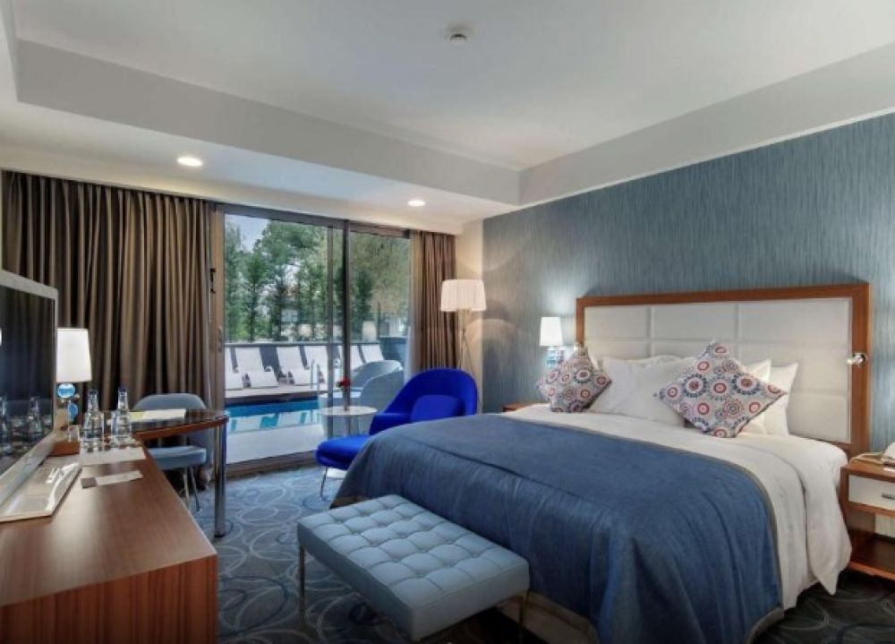 Hilton Swim-Up Room, Double Tree Hilton Kusadasi 