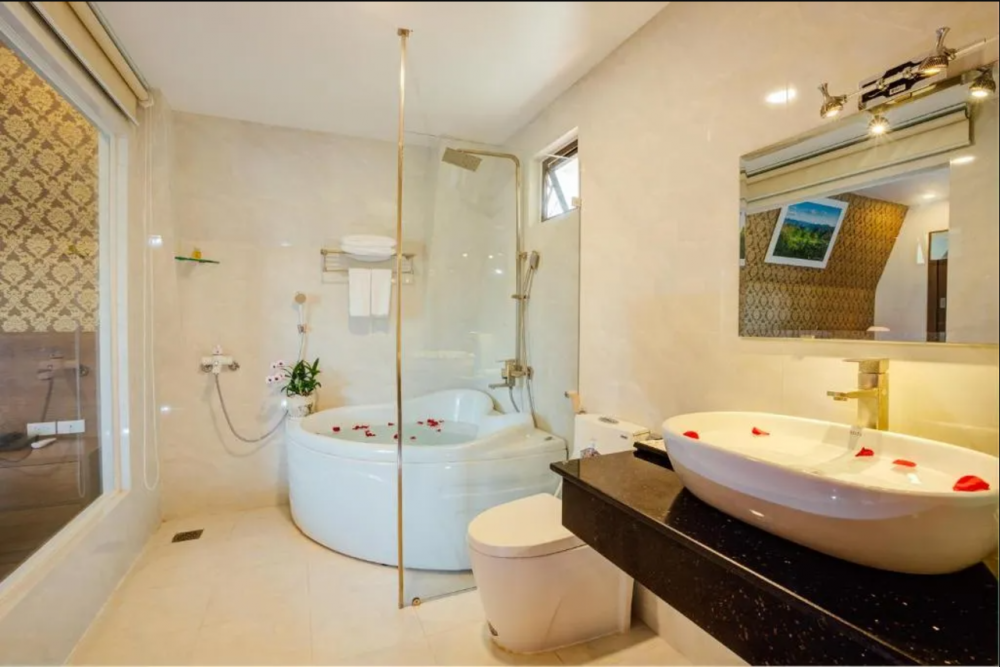 Suite with Balcony, Luxor Boutique Hotel Phu Quoc (ex.Nesta Hotel Phu Quoc) 3*