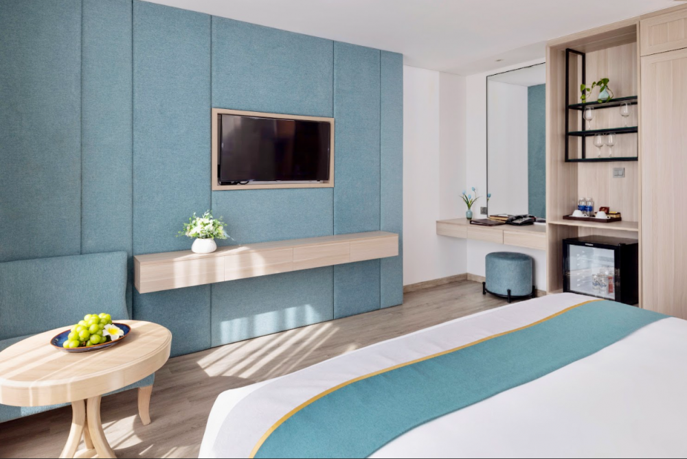 Premium Deluxe SSV with/without balcony, Cicilia Hotel & Spa Danang 4*