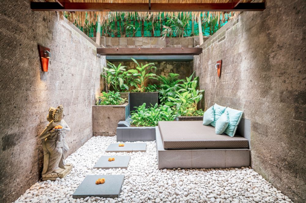 Private Courtyard Club, Bali Mandira Beach Resort and Spa 5*