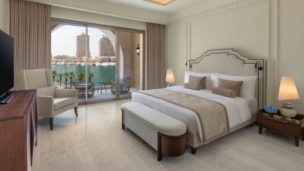 1 Bedroom Suite Marina View/ Sea View, The St. Regis Marsa Arabia Island, The Pearl Qatar 5*