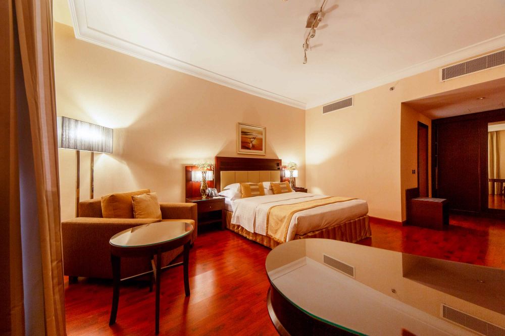 One Bedroom Suite / Apartment, Grand Millennium Dubai 5*