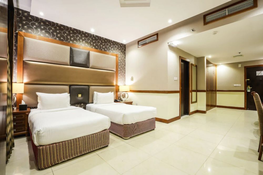 Deluxe King Room, Vendome Plaza Hotel Dubai (ex. Vendome Palace Hotel) 3*