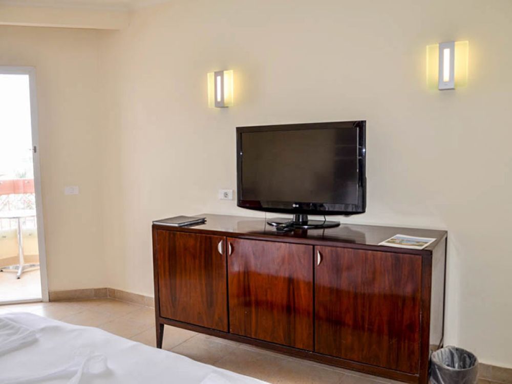 Standard Room, Doubletree By Hilton Sharm Bay Resort Mountain Side 4*
