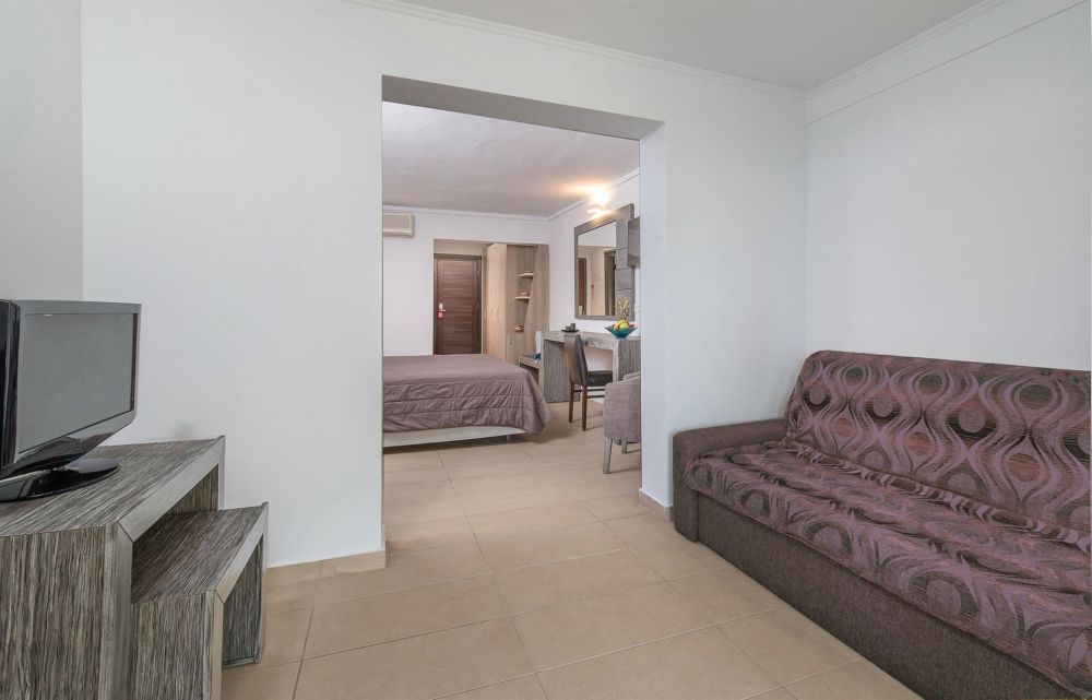 Junior Suite, Lagomandra Hotel & Spa 4*