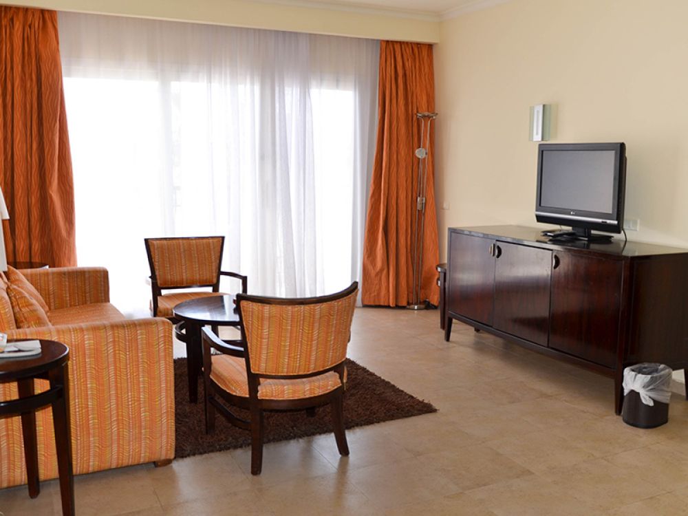 Mountainside Diamond Suite Pool view (ex.Diamond Pool View Suite), Doubletree By Hilton Sharm Bay Resort Mountain Side 4*