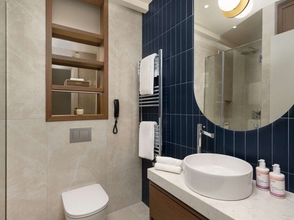 Deluxe Apartment with 2 Bedrooms, Mövenpick Hotel & Residences Teuta Kotor Bay 5*