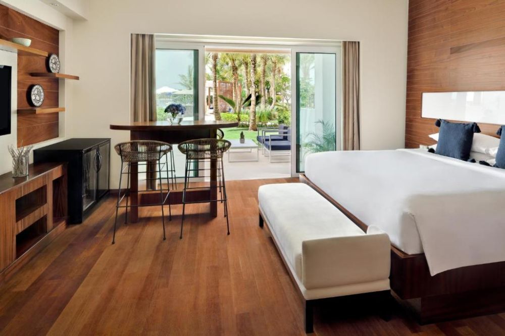 Lagoon Beach Room, Park Hyatt Dubai 5*