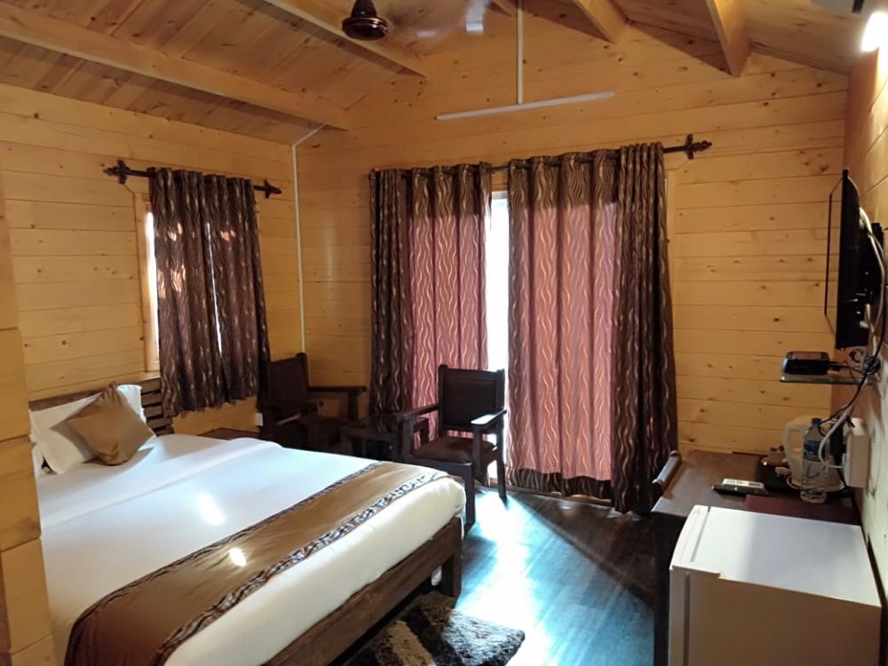 Super Deluxe, Super Townhouse Morjim (ex.Wenzette Cottages) 2*