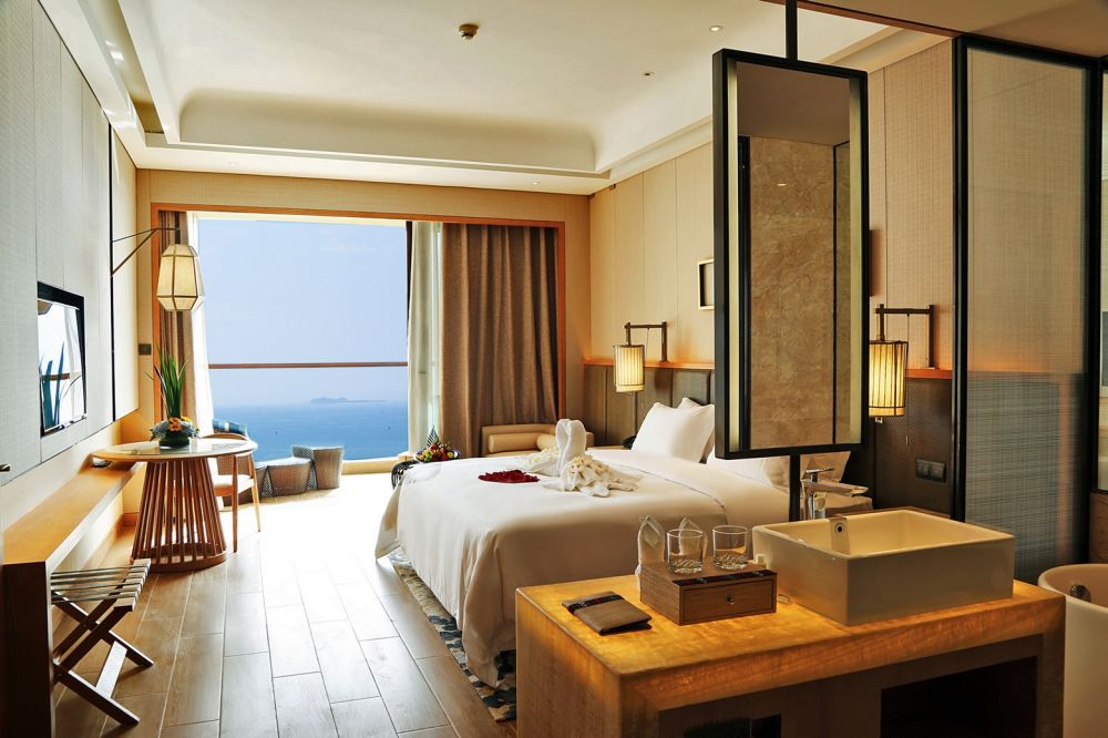 180 Panorama Sea-View Room, Sanya Harman Resort 5*