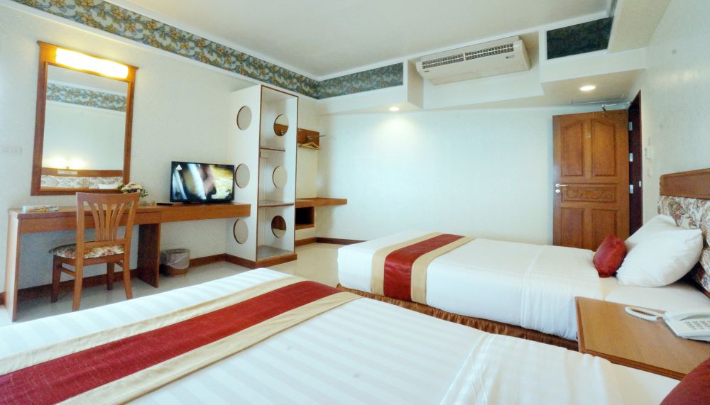 2 Bedroom Family Suite (Park Wing), Pattaya Park Beach Resort 3*