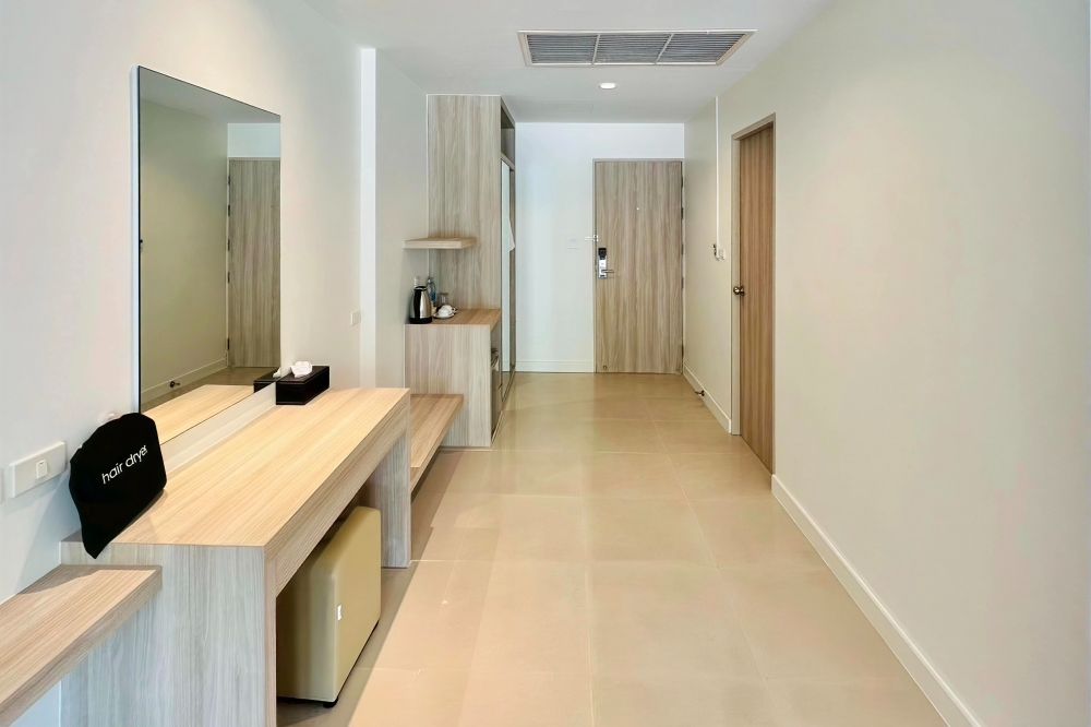 Deluxe Room with Pool Access, Ramada By Wyndham Aonang Krabi 4*