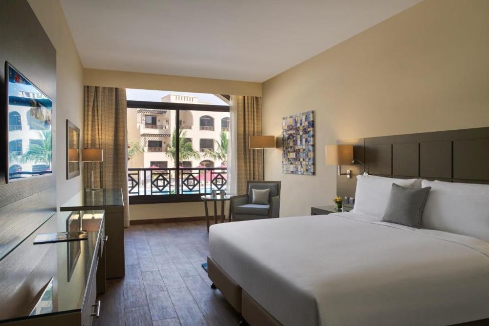 GV/PV One Bedroom Suite King (ex. Spacious Room GV/PV), The Cove Rotana Resort 5*