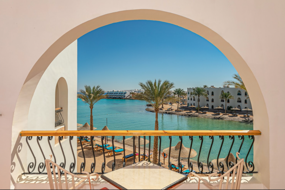 Standard Room/Lagoon View, Arabia Azur 4*