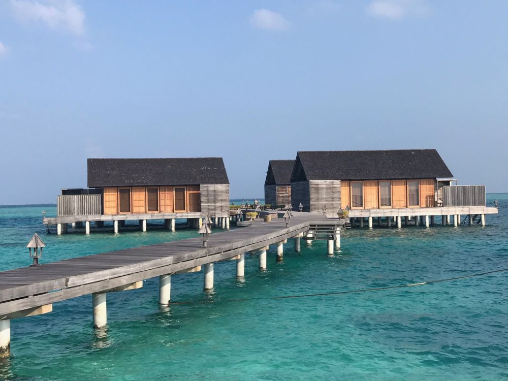Overwater Deluxe Villa, Gangehi Island Resort 5*